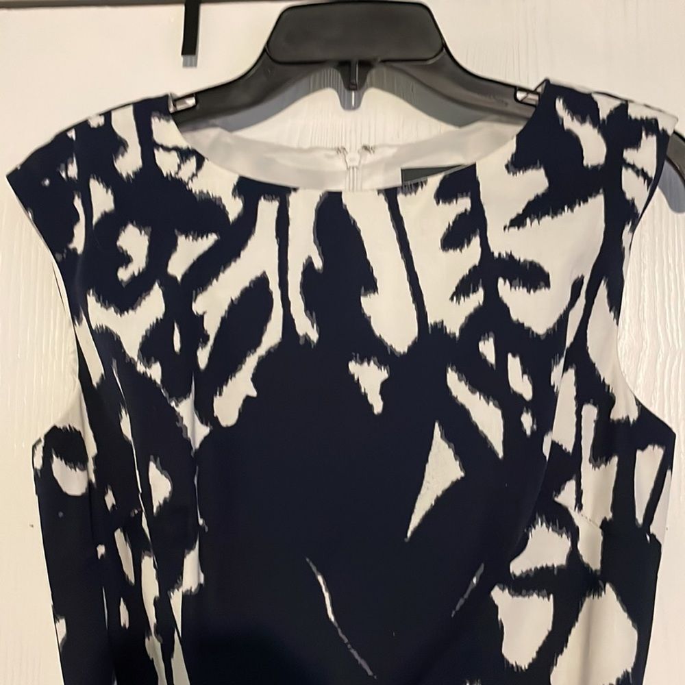 Like new Adrianna Pappell dress - Picture 3 of 4